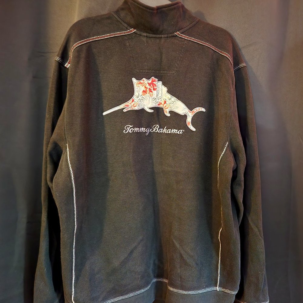 Rare Tommy Bahama Pull Over Sweater with Logo Patch on Back Men size L